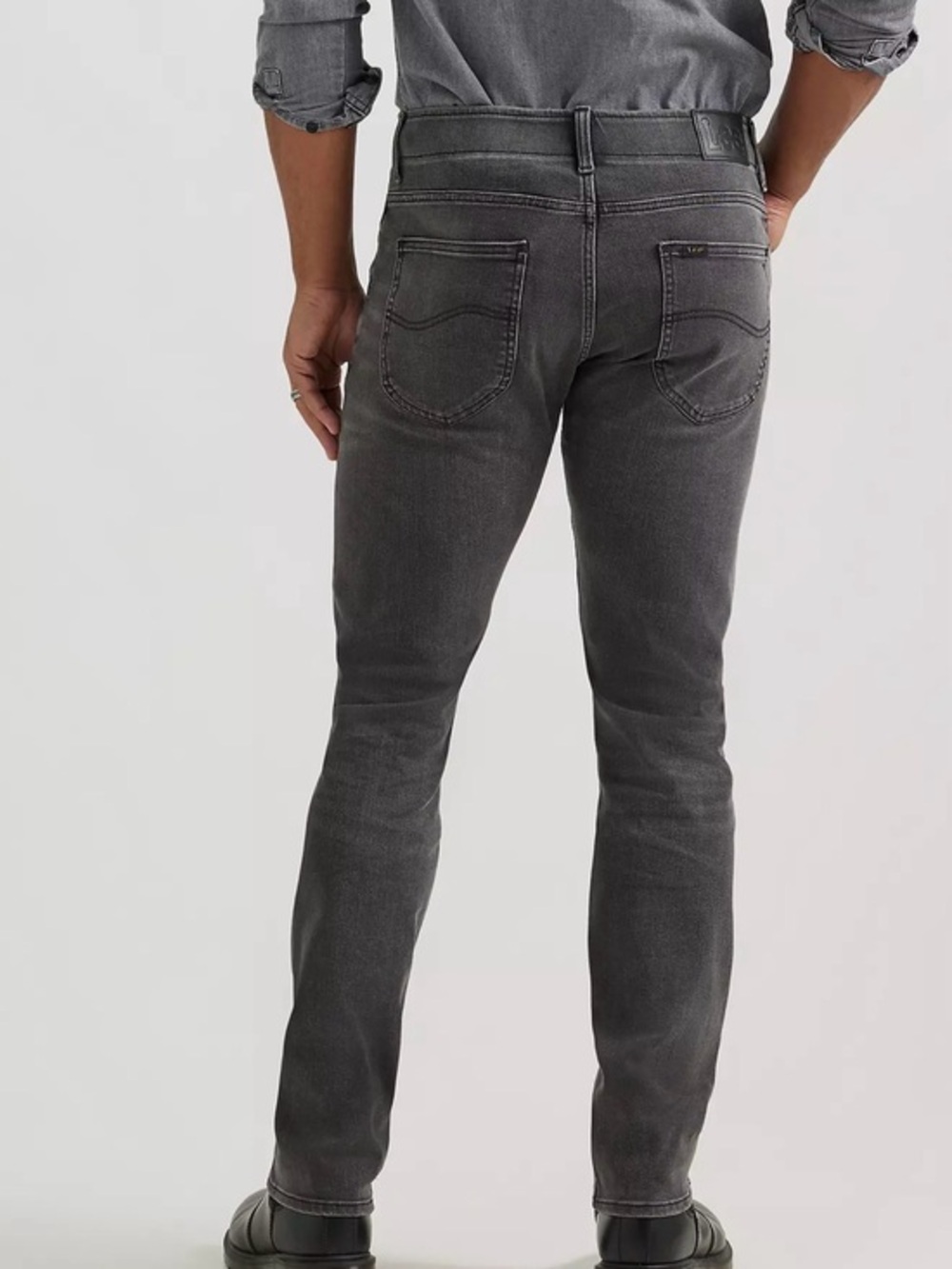 NWT Lee Extreme Motion MVP Jeans Slim Tapered Waistband Stretch 40x32 42x30 New